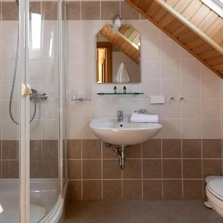 Hochdoerffer Gaestehaus 4*